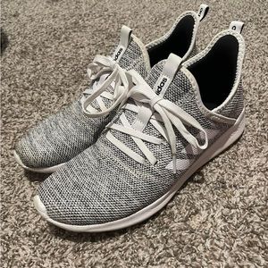 Size 9 Grey Cloudfoam Adidas tennis shoes, great condition